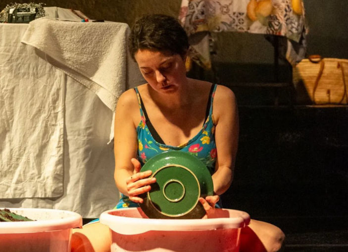 No Puedo Dejar de Lavar los Platos